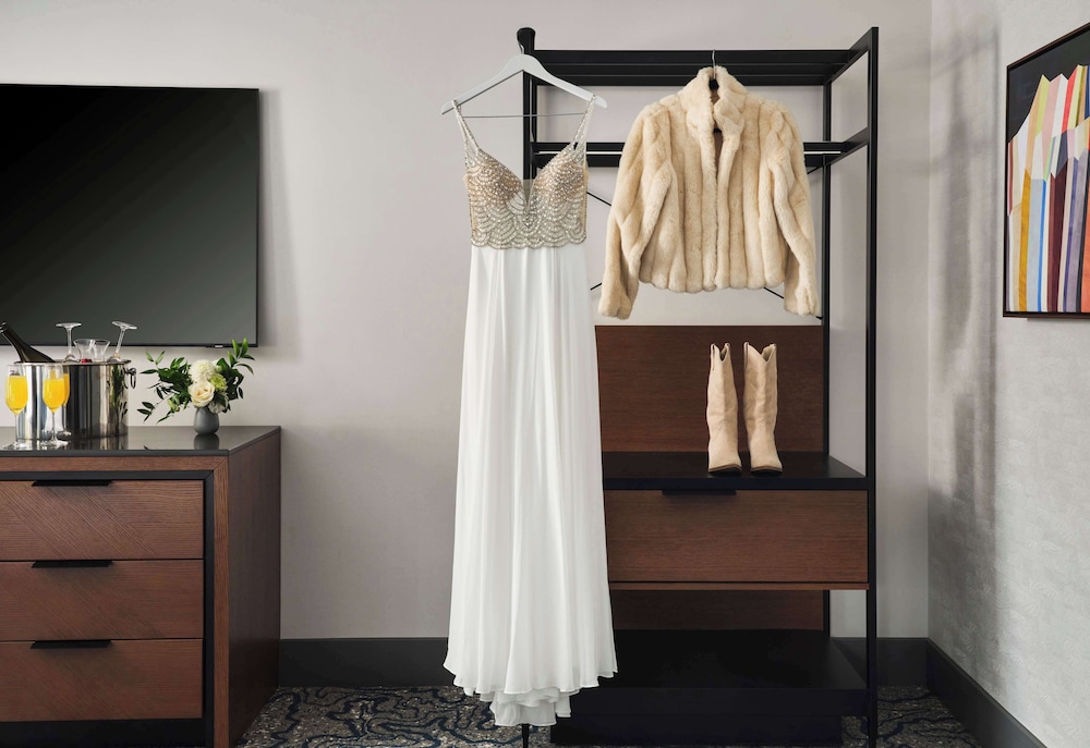 Hotel Alpenrock Breckenridge Curio Collection by Hilton - photo 18