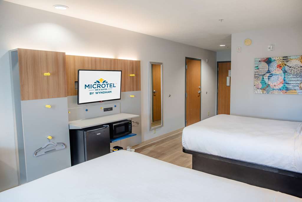 Microtel Inn & Suites by Wyndham Kingsland Naval Base I 95 - photo 26