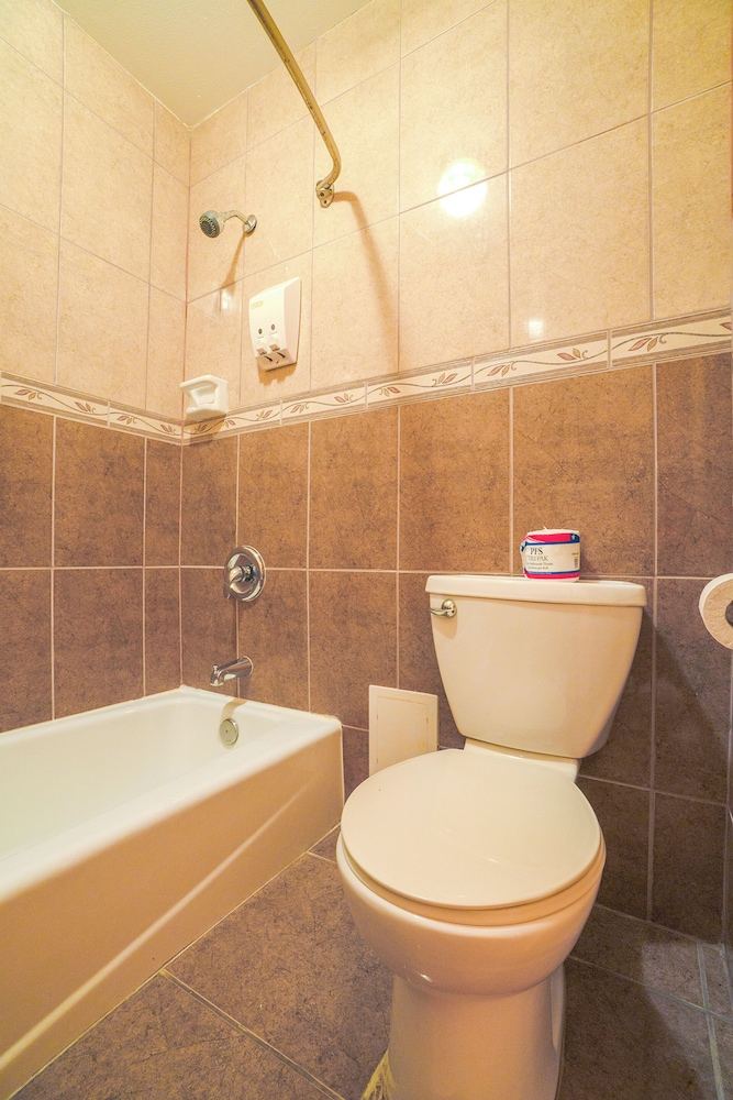 Vali Ho Motel By OYO Weslaco Mercedes - photo 56