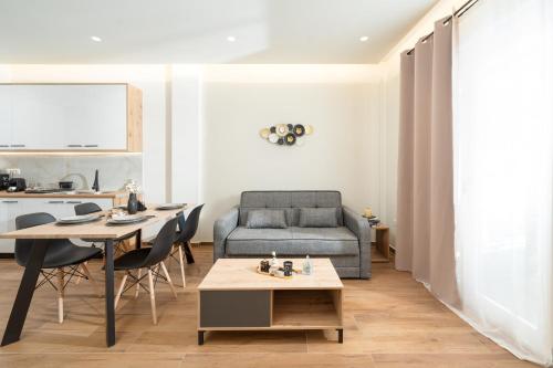 Vitsas House by Greece Apartments — 4-Star Luxury Hotel in Athens, Greece