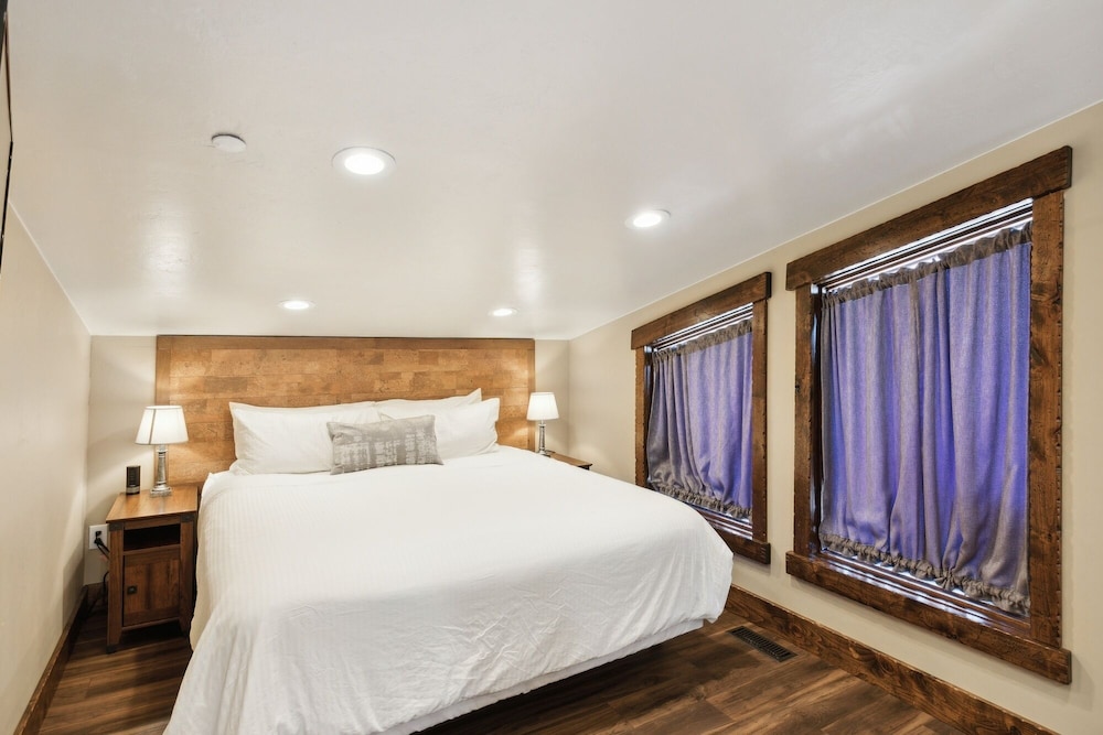 Zion Cliff Lodge - photo 43
