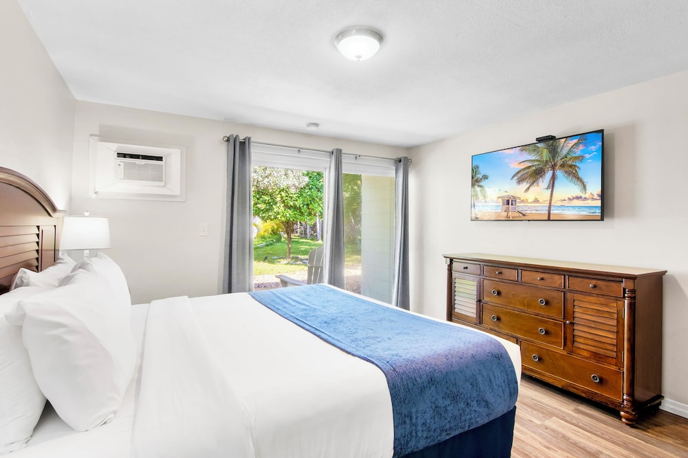 Coconut Cay Resort & Marina - photo 21