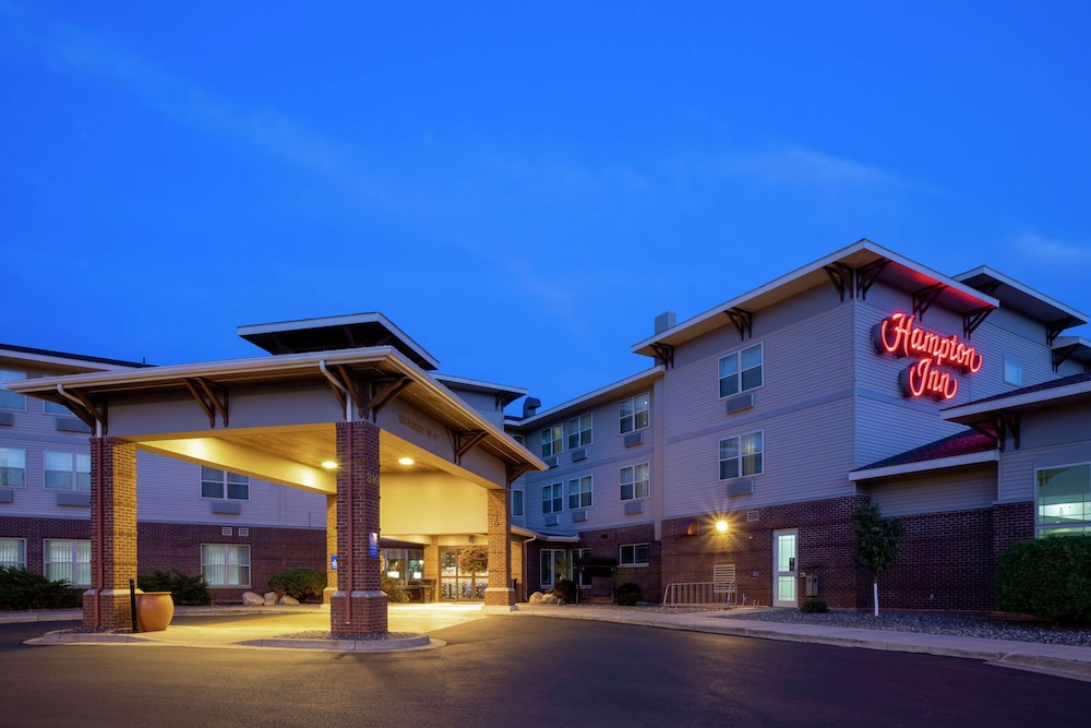 Hampton Inn Duluth Canal Park - photo 59