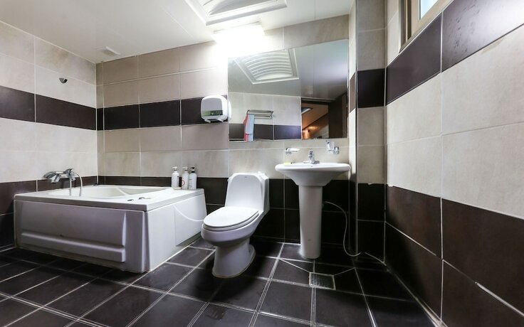 Jincheon Palace in Chinch'on, South Korea