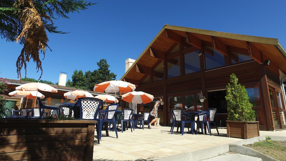 VVF Les Ecrins Champsaur Saint Bonnet en Champsaur — hotel in Saint-Bonnet-De-Mure