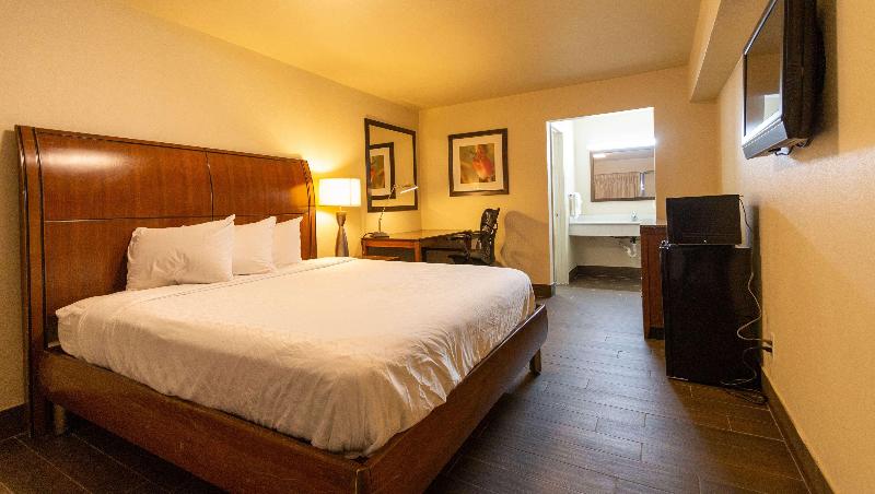 Magnuson Extended Stay and Suites Airport Hotel - photo 16