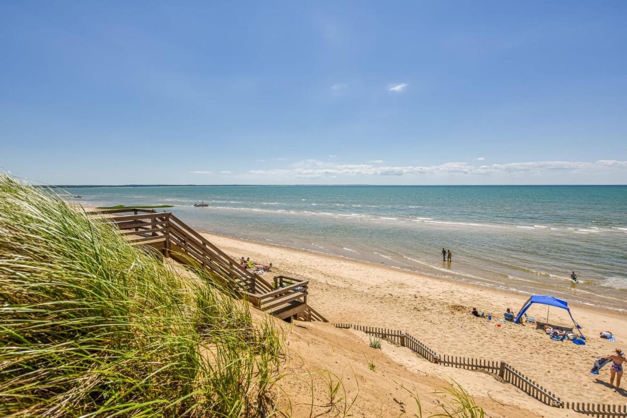 2 Min Walk To The Beach Dog Friendly — Eastham