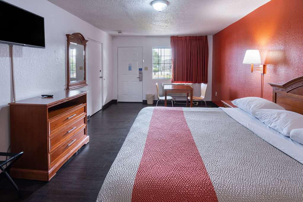 Motel 6 Montgomery AL Coliseum - photo 9
