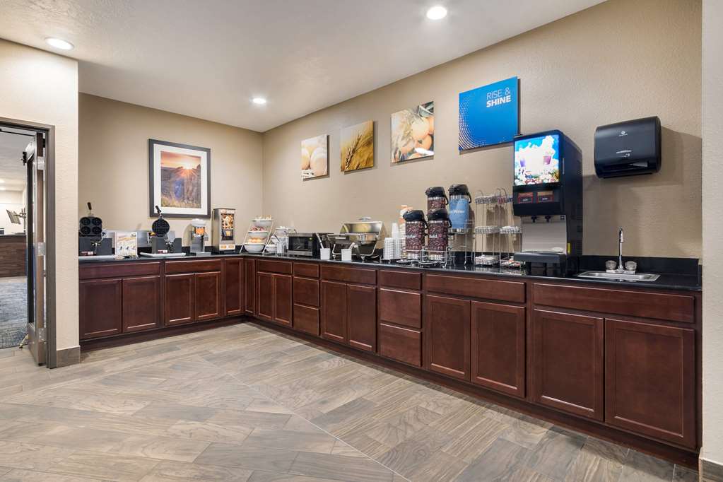 Comfort Inn Yankton SD - photo 39