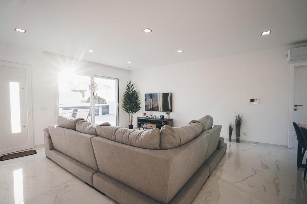 Villa Beach and Friends with ocean view — 4-Star Luxury Hotel in Lourinha, Portugal