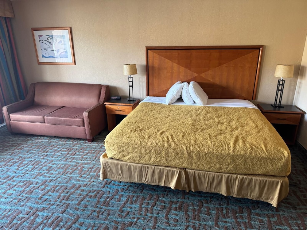 OYO Hotel Harriman near I 40 - photo 6