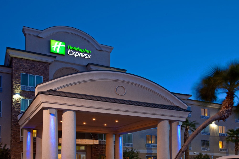 Holiday Inn Express Las Vegas South - photo 37