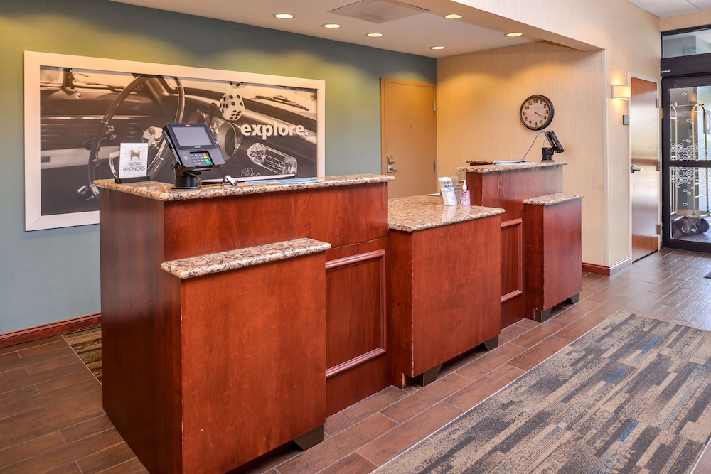 Hampton Inn York - photo 6