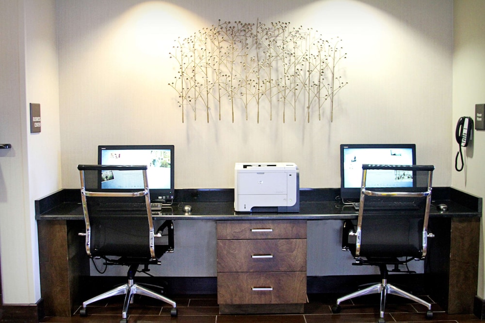 Hampton Inn Tampa Rocky Point Airport - photo 19