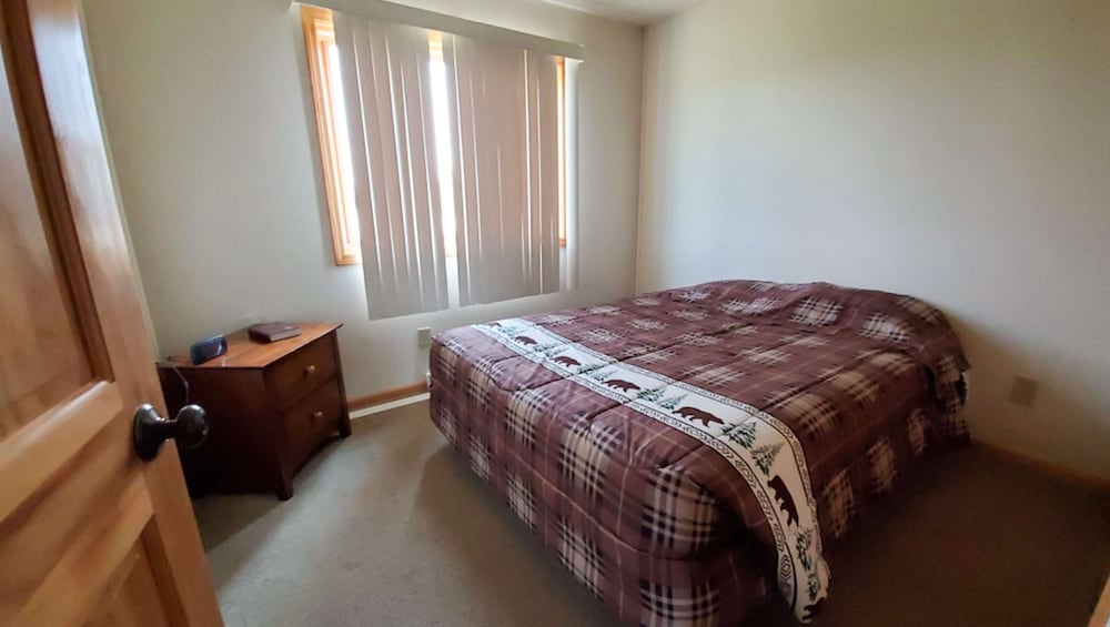 Jasper Ridge Inn Ishpeming - photo 91