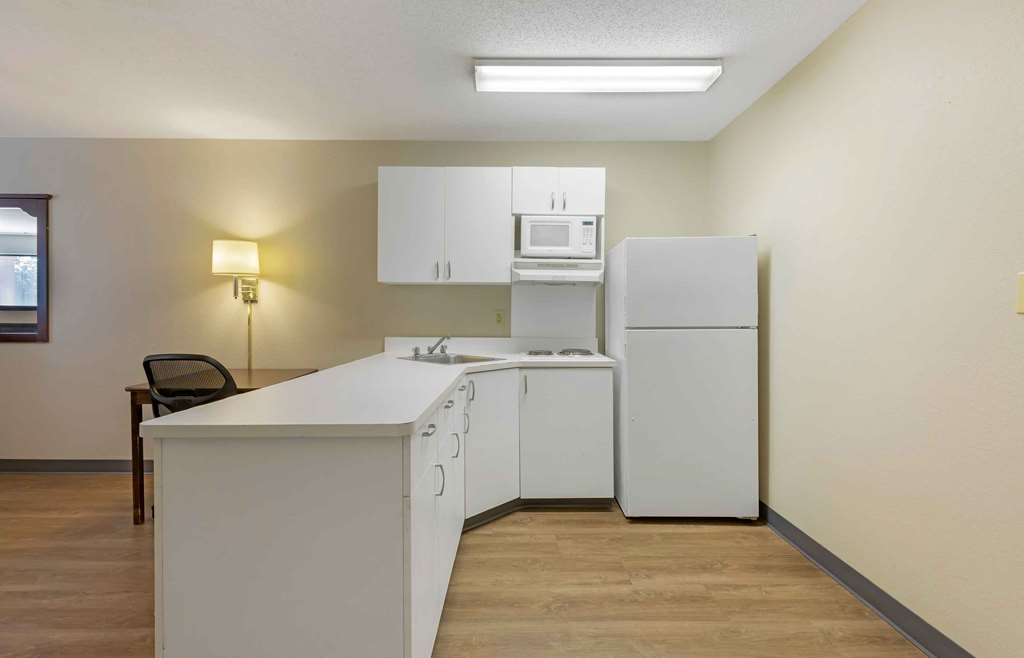 Extended Stay America Select Suites Hartford Manchester - photo 33