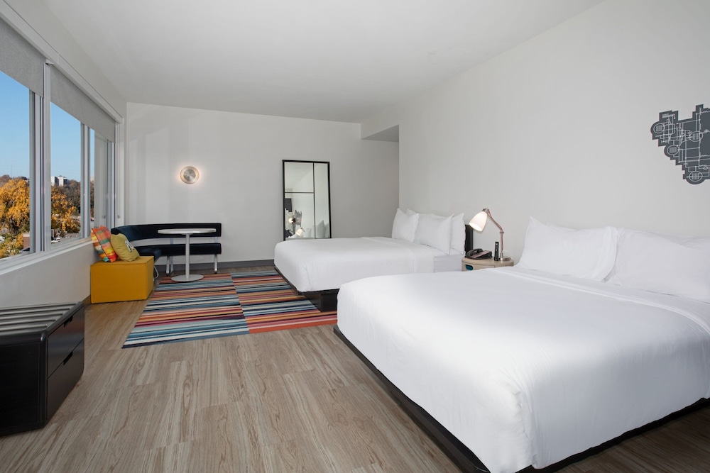 Aloft Omaha Aksarben Village - photo 10