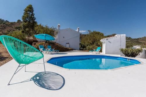 Charming Villa in Competa with Private Pool — 4-Star Luxury Hotel in Competa, Spain