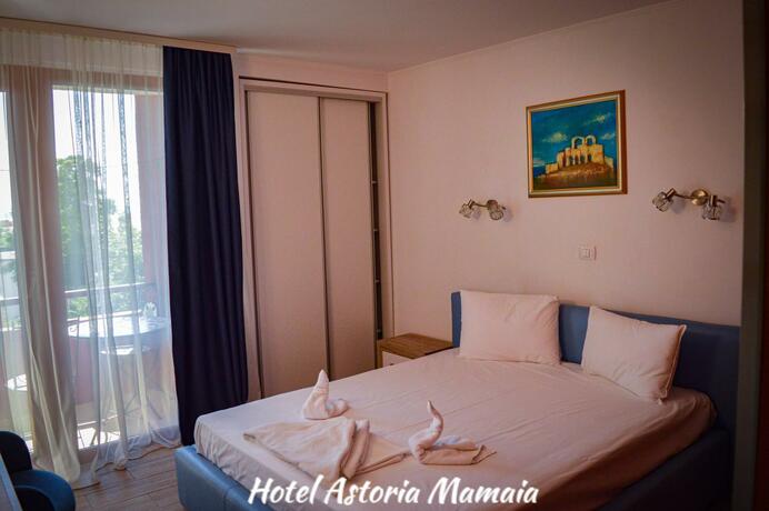 Hotel Astoria — Palazu Mare — photo 2