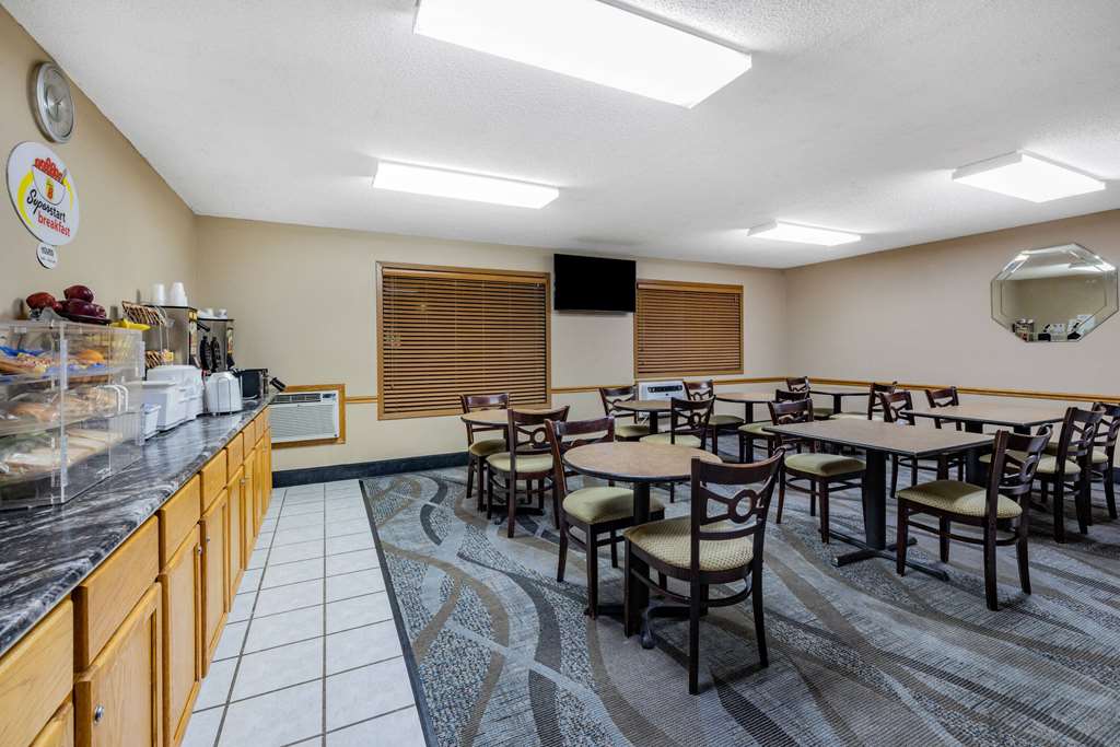 Super 8 by Wyndham Valentine NE - photo 39