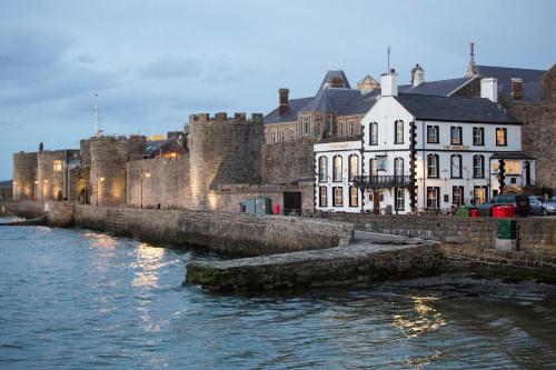 Anglesey Arms - carbon neutral hotel in Caernarfon