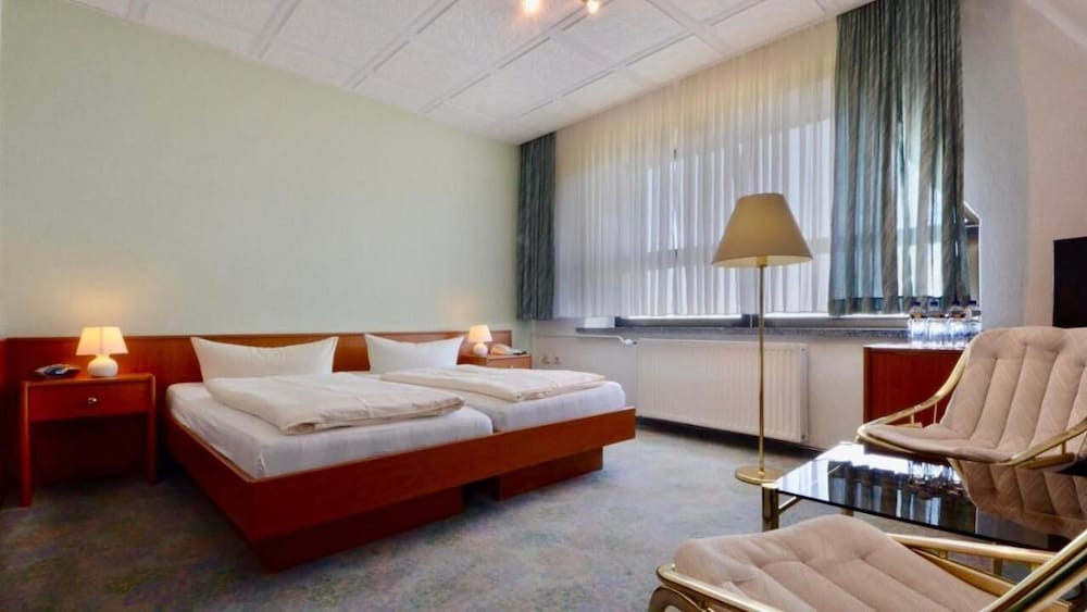 Land Gut Hotel Barbarossa — Kelbra — photo 2