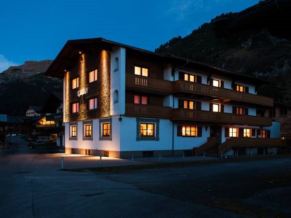 Pension Kilian — 4-Star Luxury Hotel in Lech, Austria