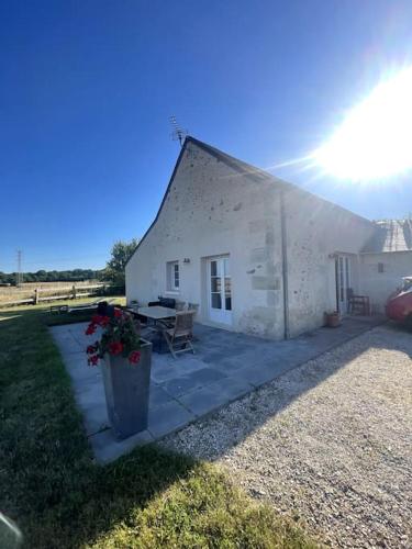 Le Chevrefeuille in Cerelles, France