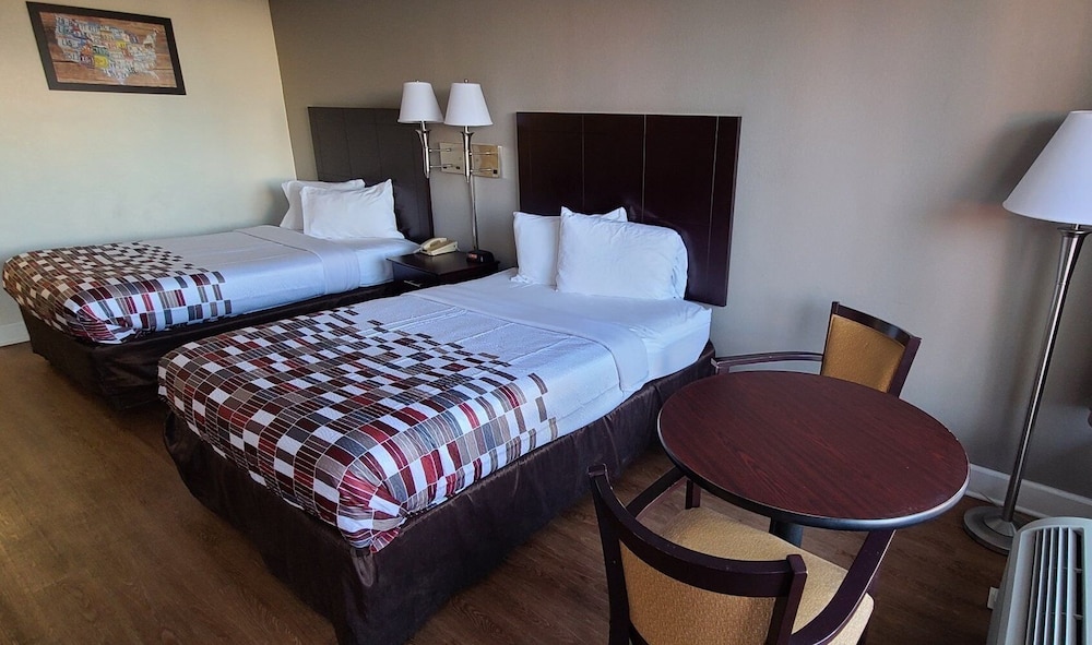 Red Roof Inn Tifton - photo 9