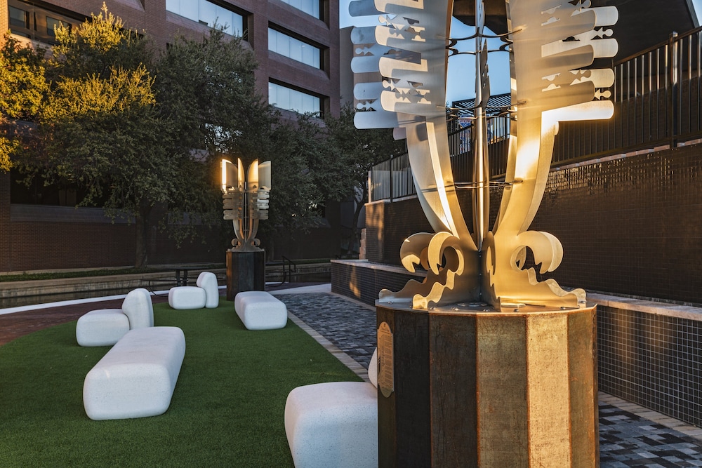 Hotel Indigo Irving Las Colinas by IHG - photo 51