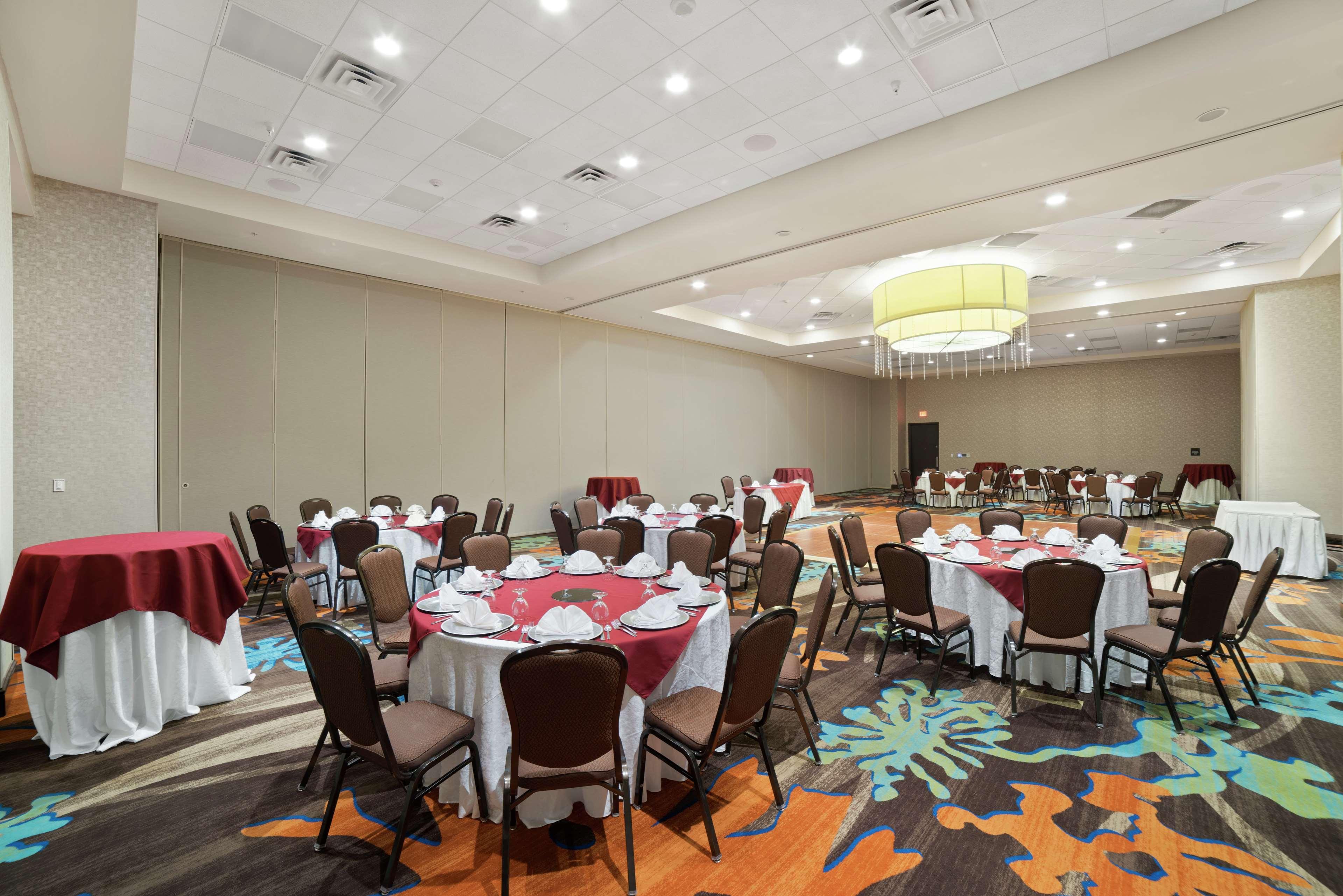 Hilton Garden Inn Lawton Fort Sill - photo 28