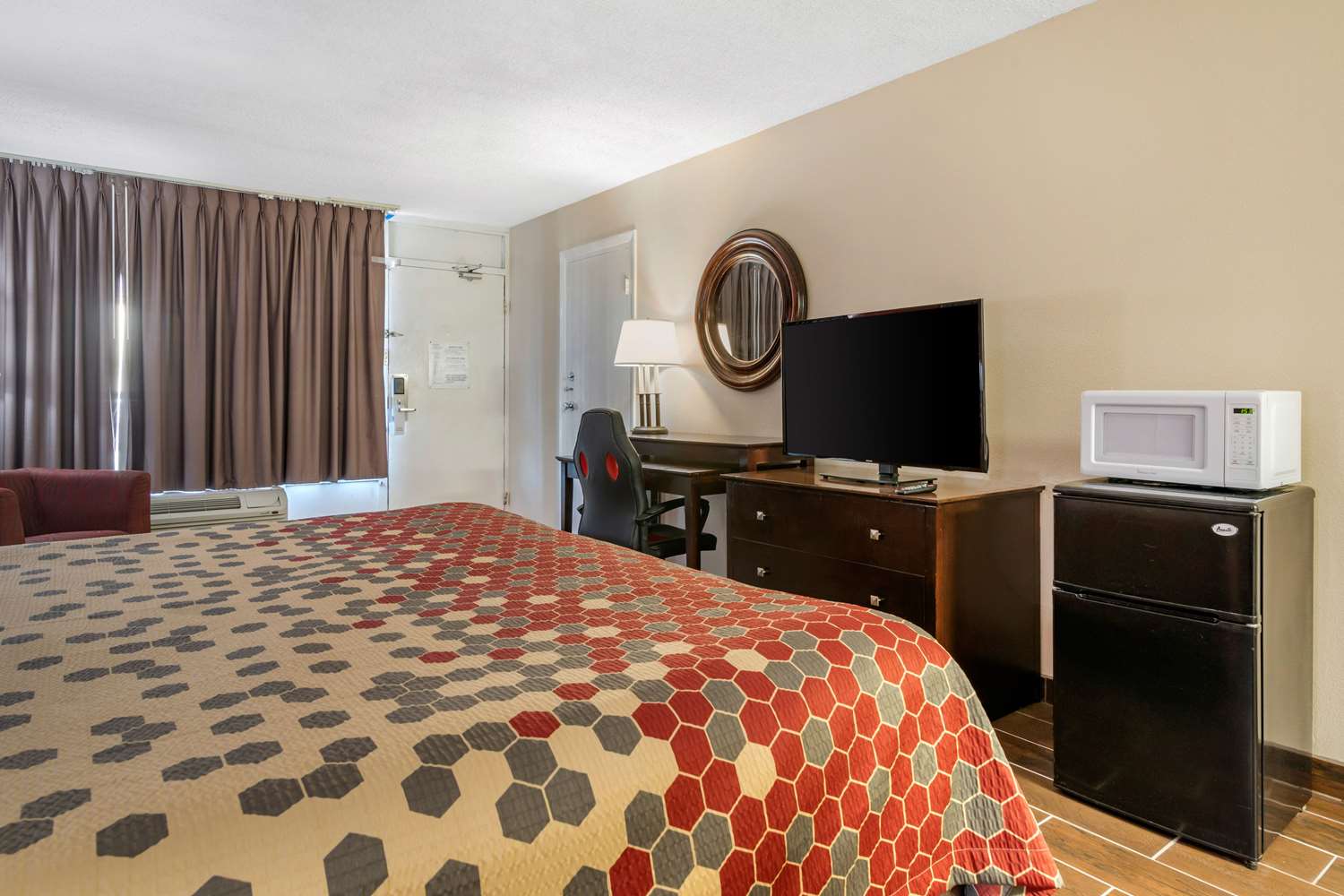 Clarion Inn Brunswick - photo 16