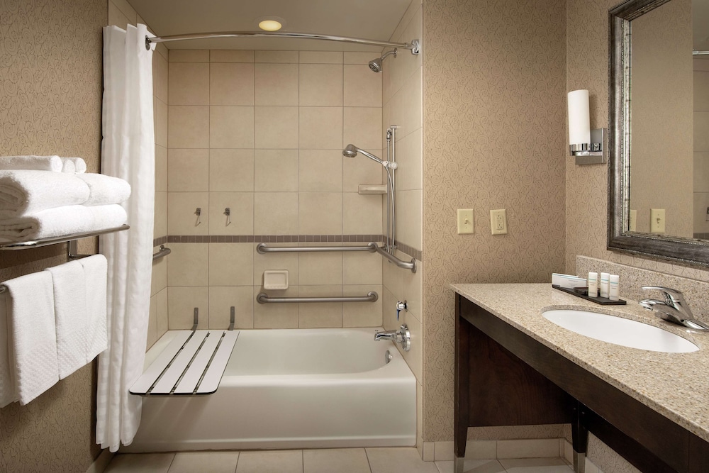 Embassy Suites by Hilton Birmingham Hoover - photo 21