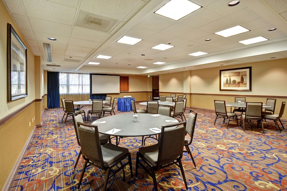 Embassy Suites by Hilton Santa Clara Silicon Valley - photo 82