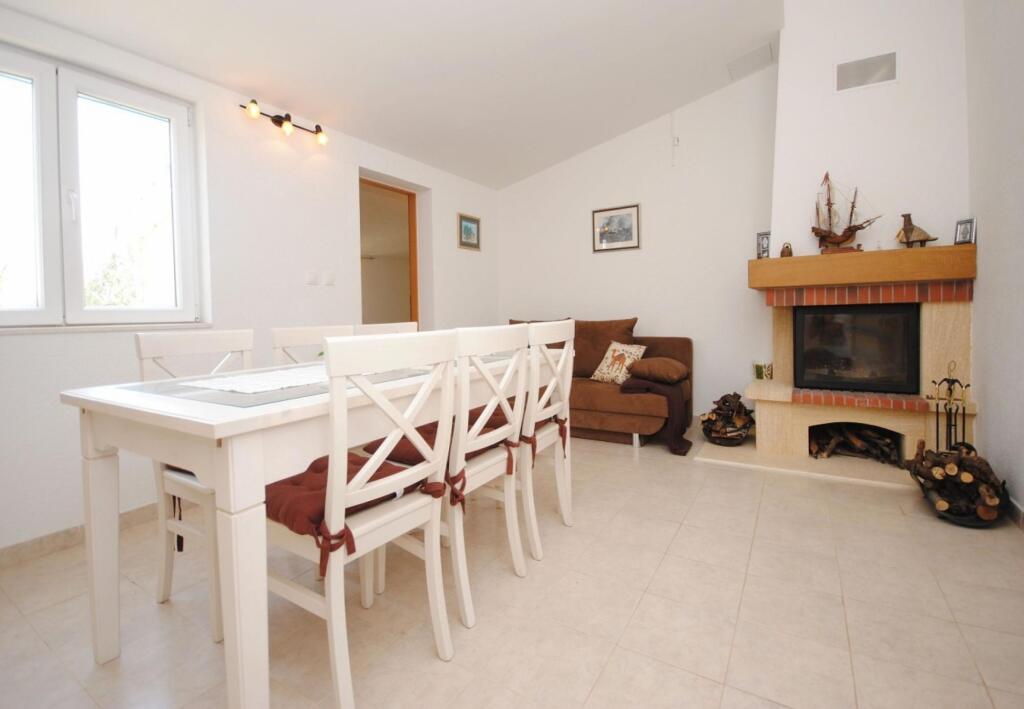House Mare — 4-Star Luxury Hotel in Kastel Novi, Croatia