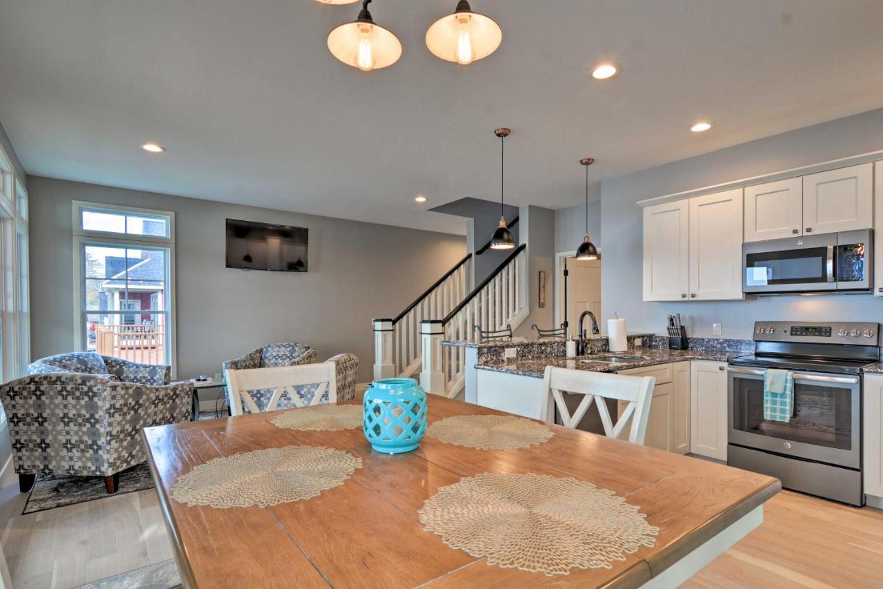 Lakefront Home with Dock 18 M To Caberfae Peaks — Cadillac — photo 3