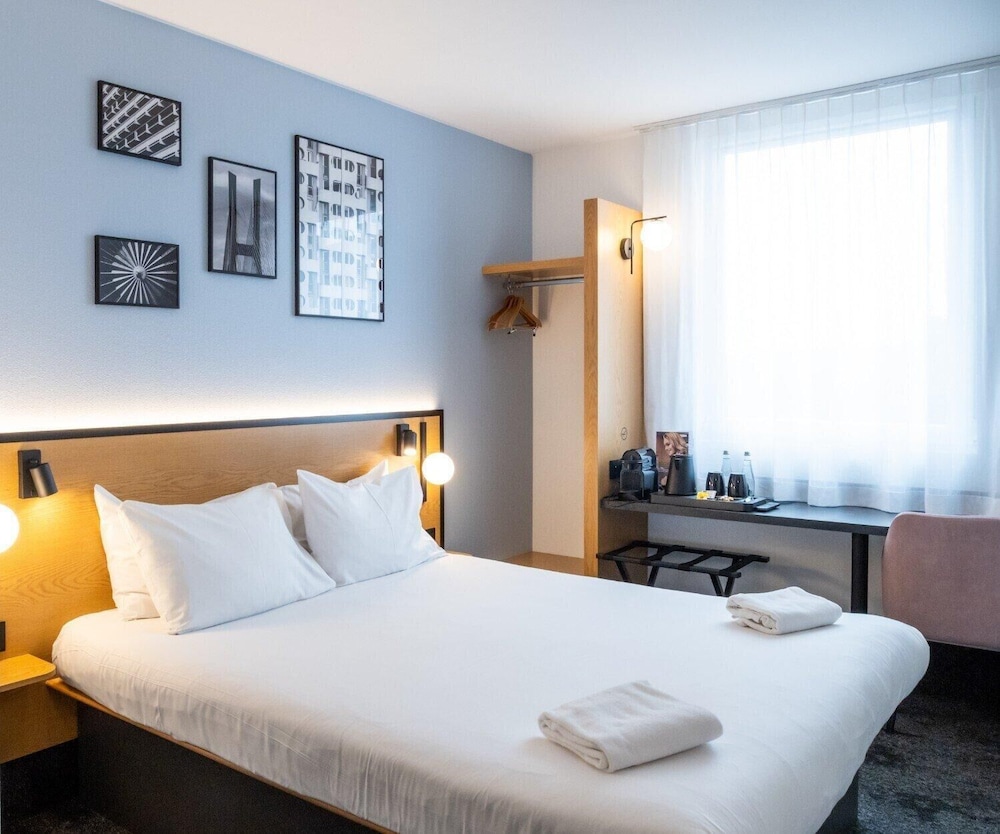 Hotel B&B Wrocław Centrum — Wroclaw — photo 2