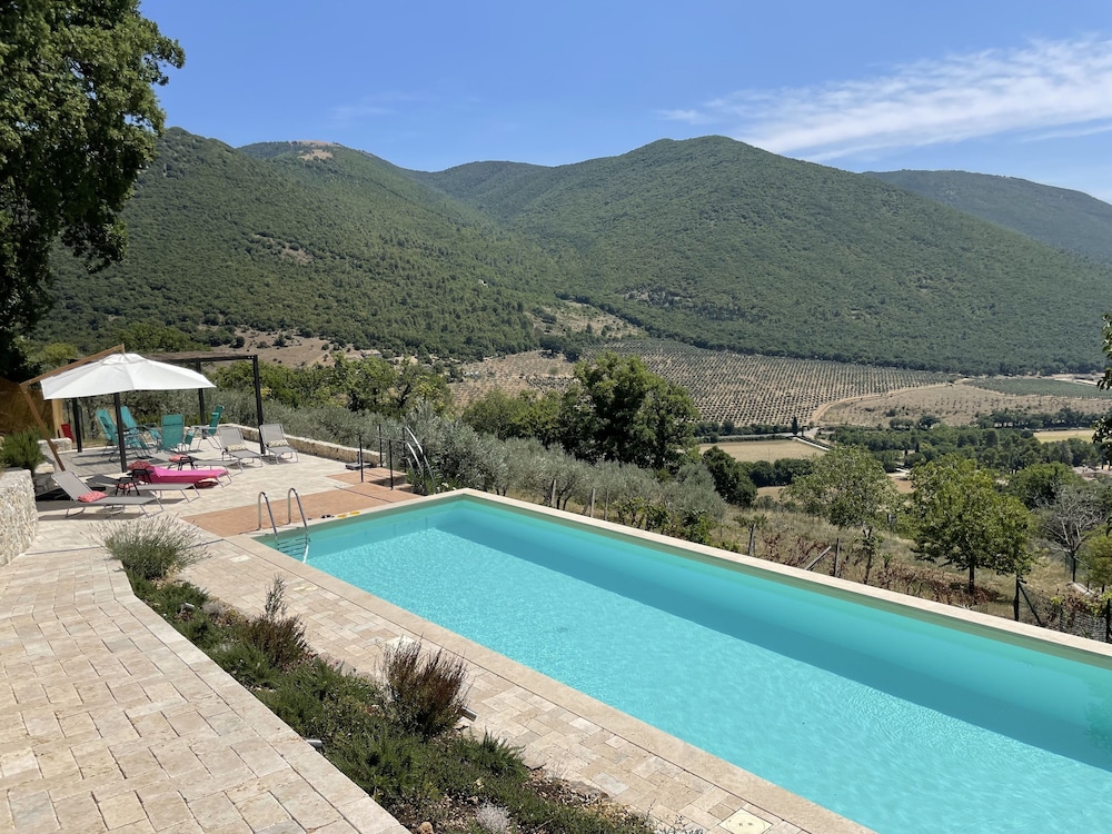 Ventinove — 4-Star Luxury Hotel in Spoleto, Italy