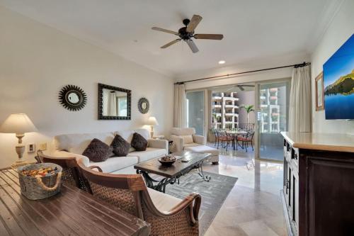Villa La Estancia 2306 Garden Ocean View — 4-Star Luxury Hotel in Cabo San Lucas, Mexico