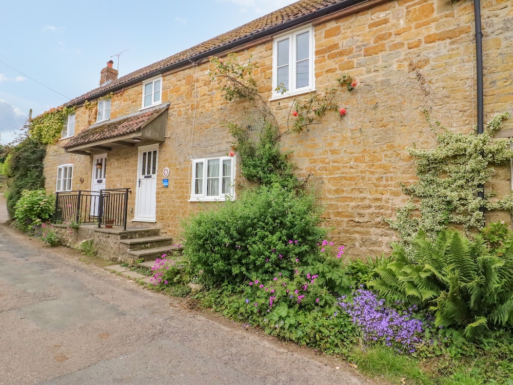 Pippins Loders — hotel in Bridport