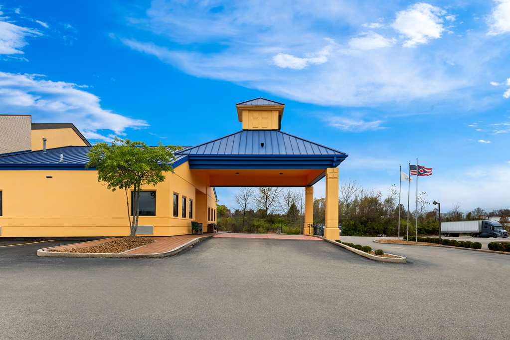 Super 8 by Wyndham Mason - photo 2