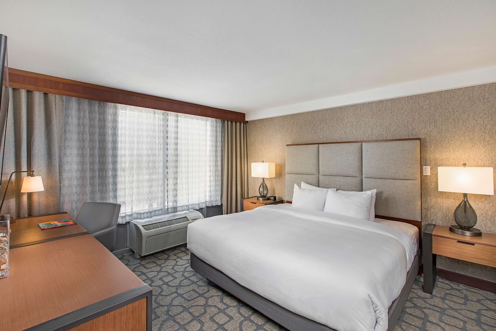 DoubleTree by Hilton San Antonio Northwest - photo 17