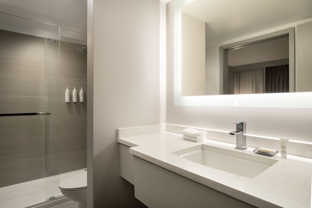 Costa Mesa Marriott - photo 26