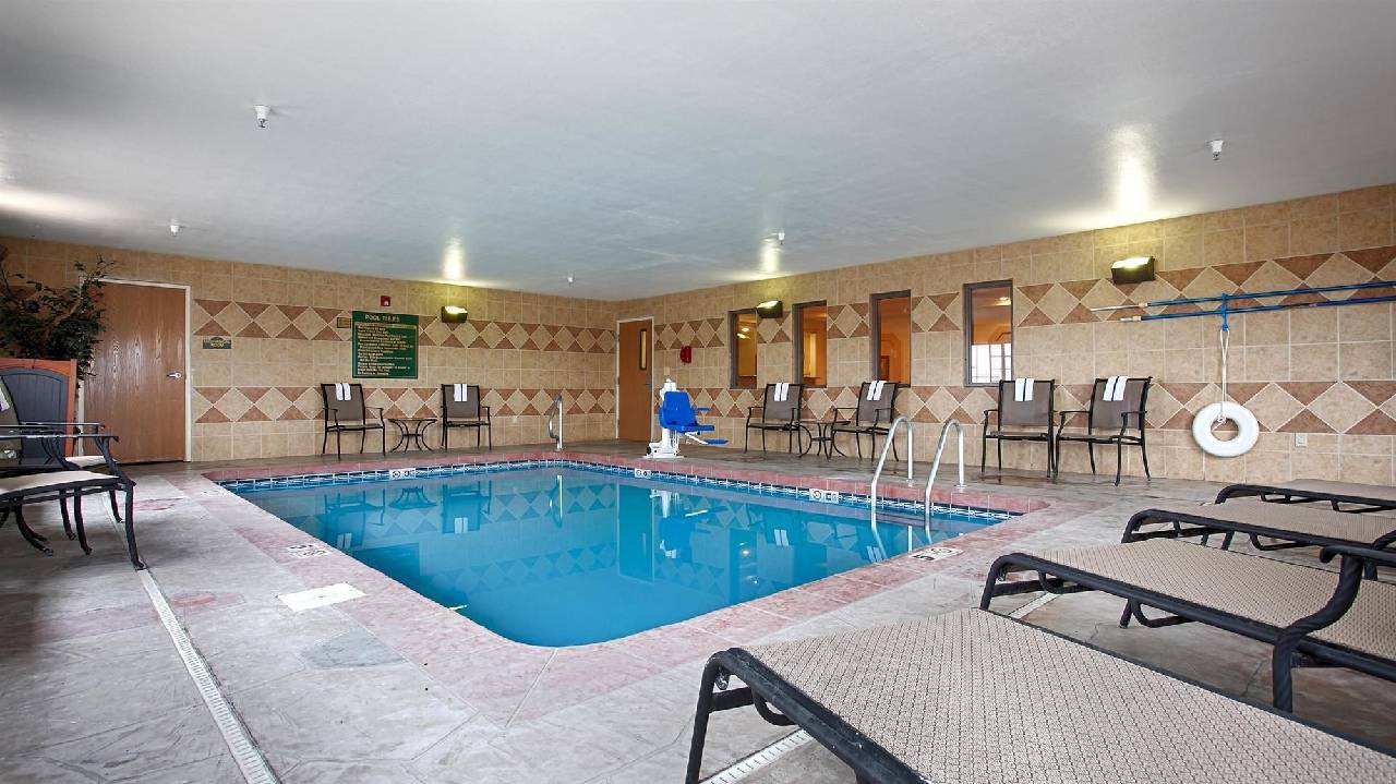 Best Western J. C. Inn - photo 23