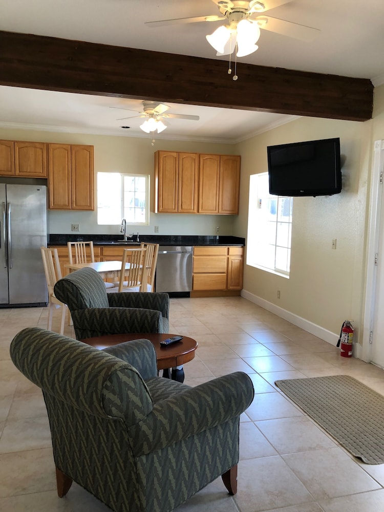 The Caden Hotel - photo 2