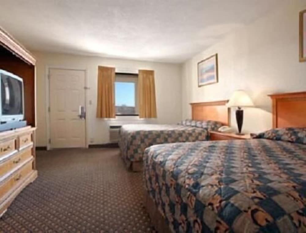 Park Hill Inn and Suites - photo 7
