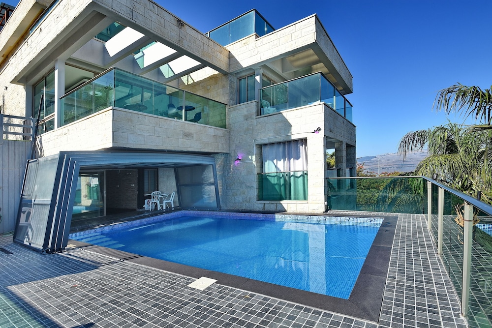 Luxury Suites - last minute hotel in Tiberias