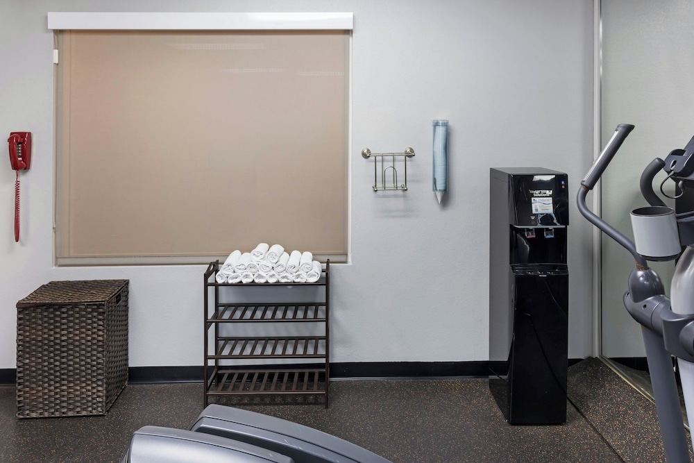 TownePlace Suites by Marriott Ontario Airport - photo 32