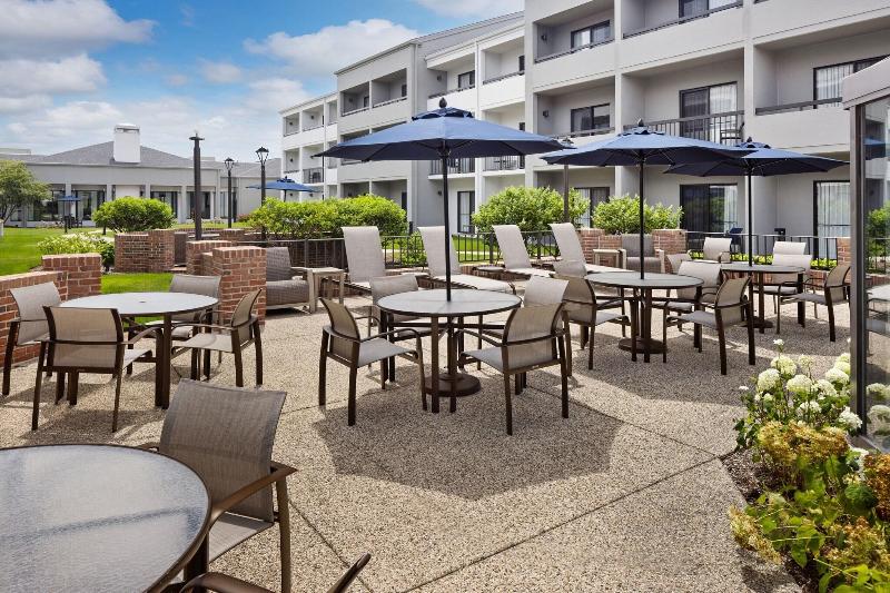 Courtyard Chicago Waukegan Gurnee - photo 12