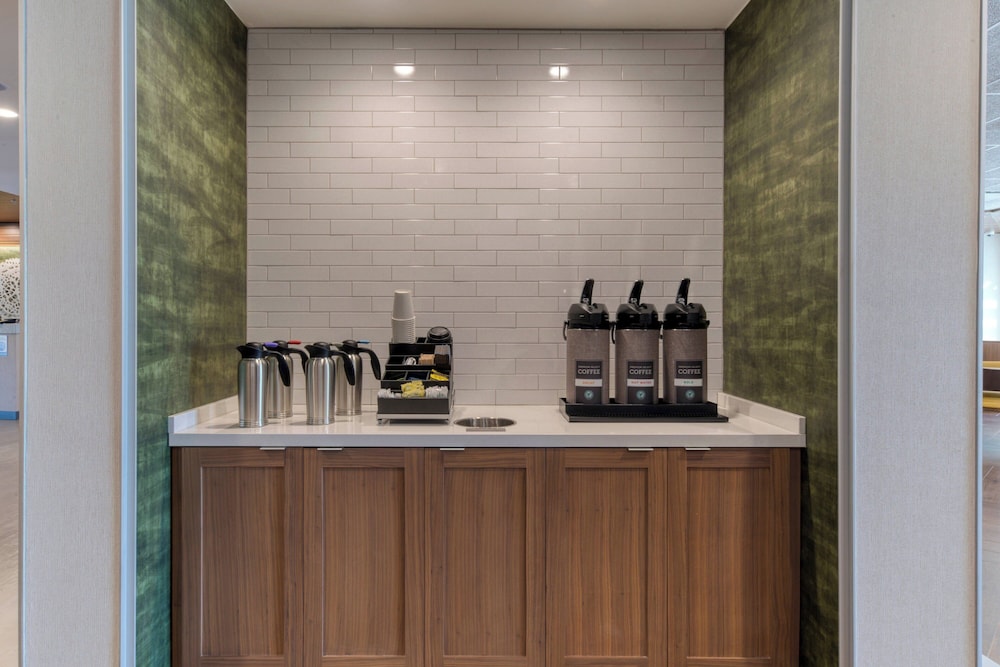 Fairfield Inn & Suites by Marriott Charlotte Belmont - photo 39